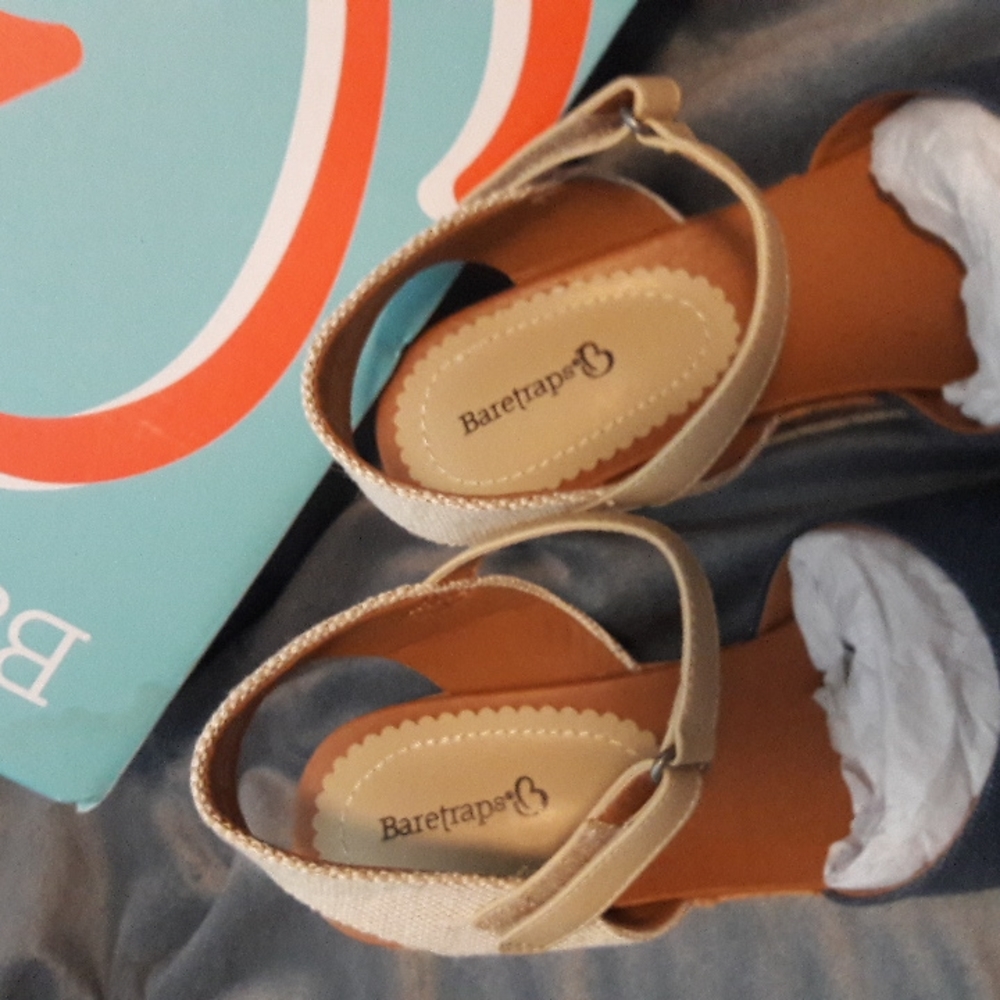 Beartraps Ocean  womens wedge denim shoe 10M - Picture 2 of 3